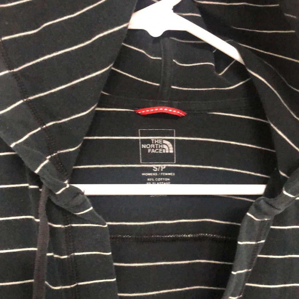 VntgNORTH FACE Hoodie CottonStretch PULLOVER V-neck Kangaroo Pocket EUC - Picture 4 of 8